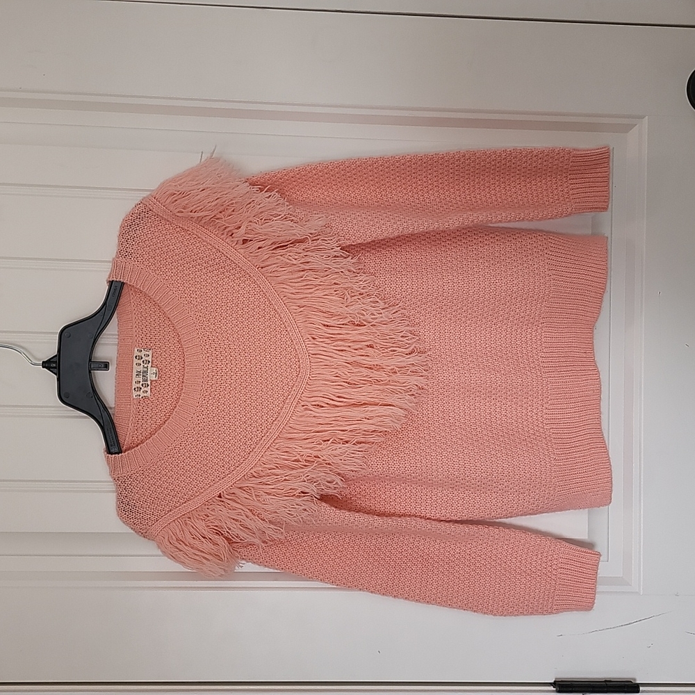 Girls sweater, worn a few times, good condition